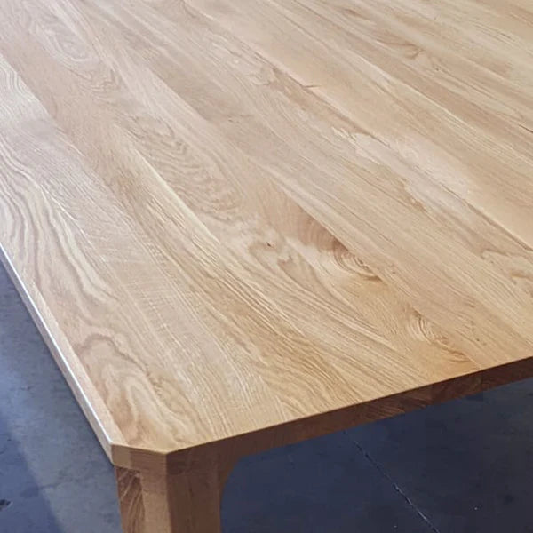 Willow : Dining Setting