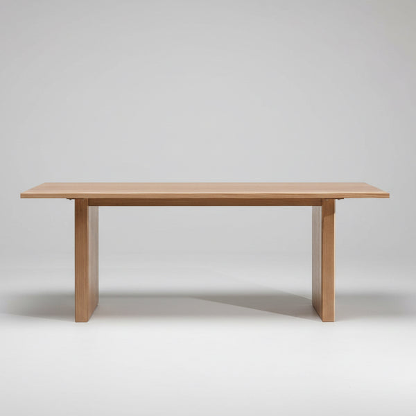 Archer : Dining Table