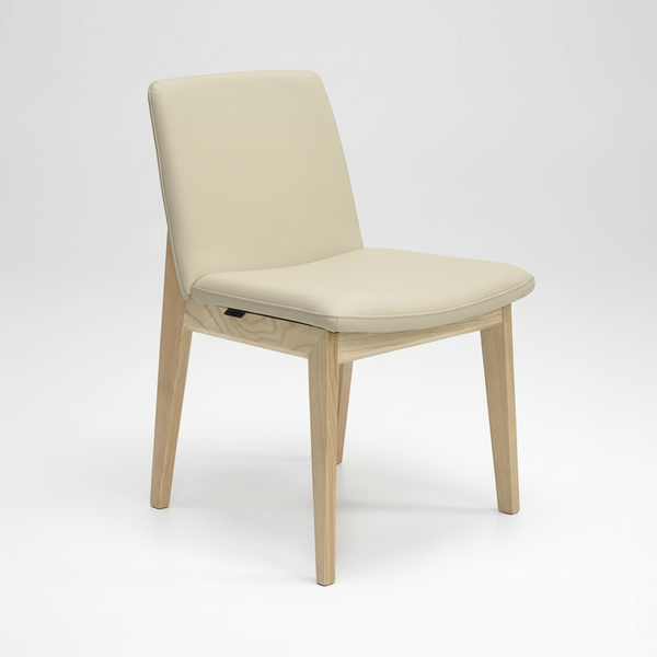 Bailey : Dining Chair Ash Frame with Clay Leather