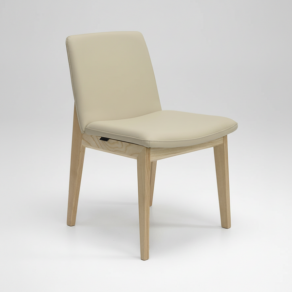 Bailey : Dining Chair Ash Frame with Clay Leather