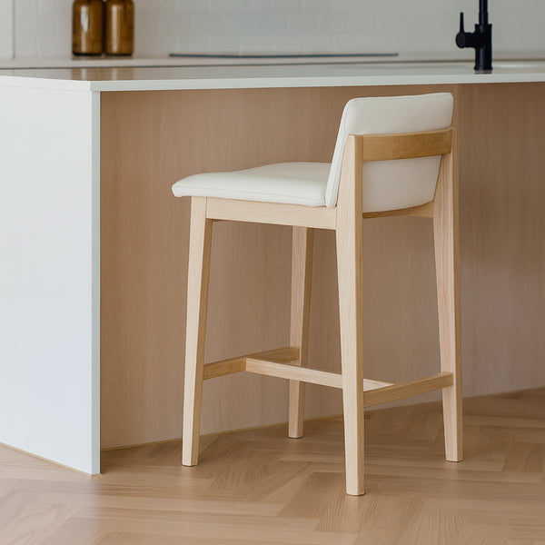 Bailey : Bar Stool Ash Frame with White Leather