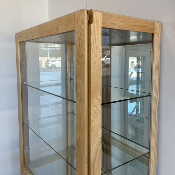 Barossa : Display Cabinet Natural