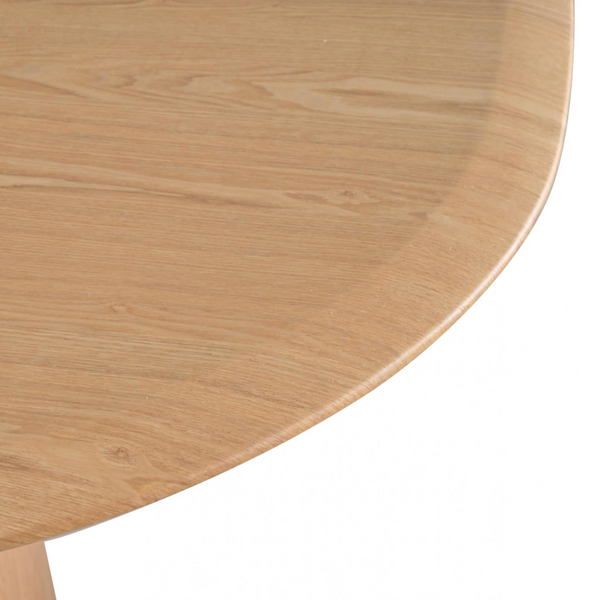 Solaro : Oval Extension Dining Table & Bellini Chairs