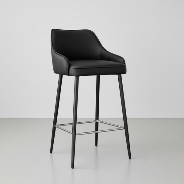Cruz : Bar Stool in Black