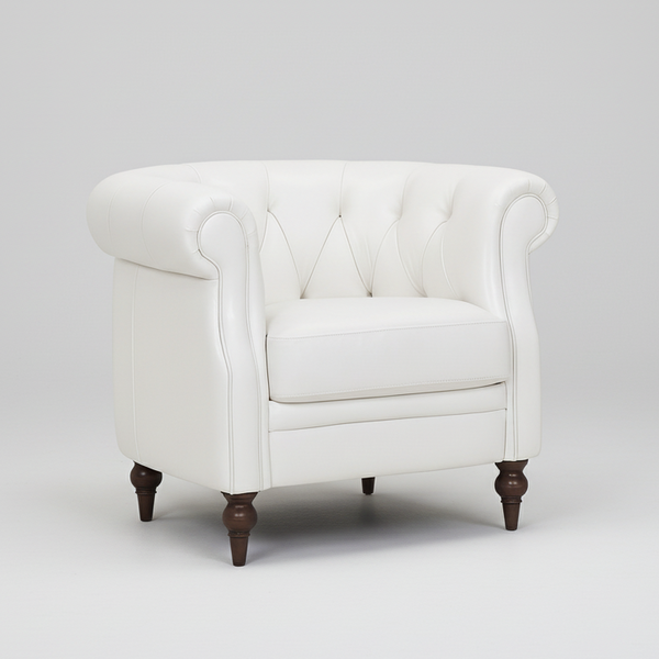 Vintage Elizabeth: Chesterfield Accent Chair
