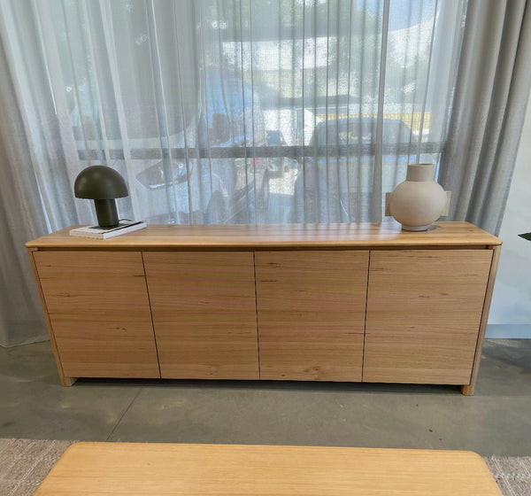 Galati : TV Unit 2m & 2.4m