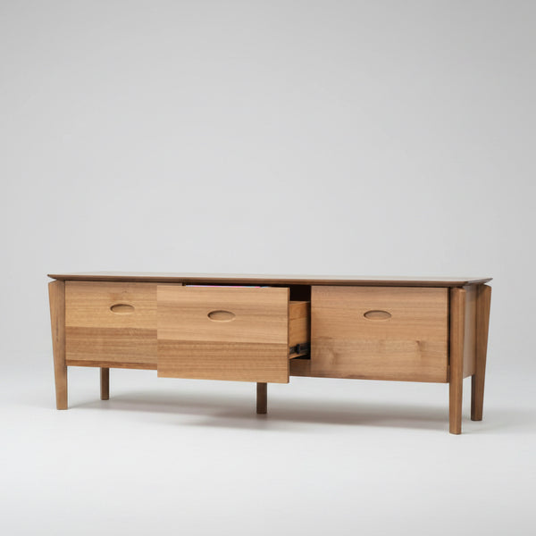 Lusso : Tv Unit 1.6m Tasmanian Oak