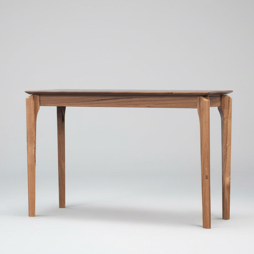 Lusso : Console Table Tasmanian Oak