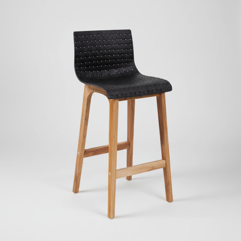 Rhone : Bar Stool Oak Frame / Black Seat