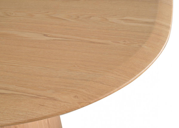 Solaro : Oval Dining Table Natural Oak & Bosino Chairs