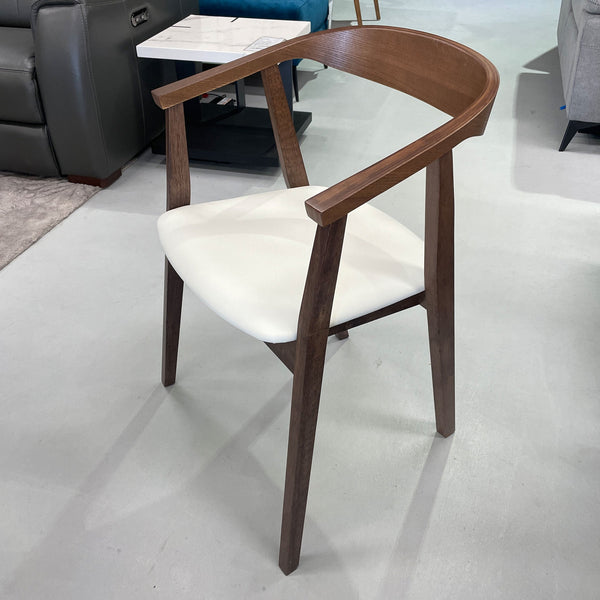 Sweden : Dining Chair Light Walnut Frame