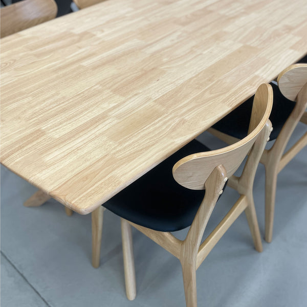 York: Extension Dining Table